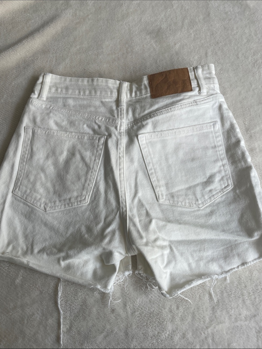 H&M White Denim Shorts - Picture 6 of 6